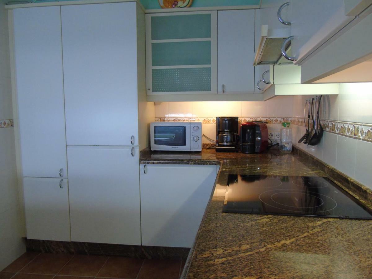 דירות א-קורוניה Apartamento En Caion מראה חיצוני תמונה